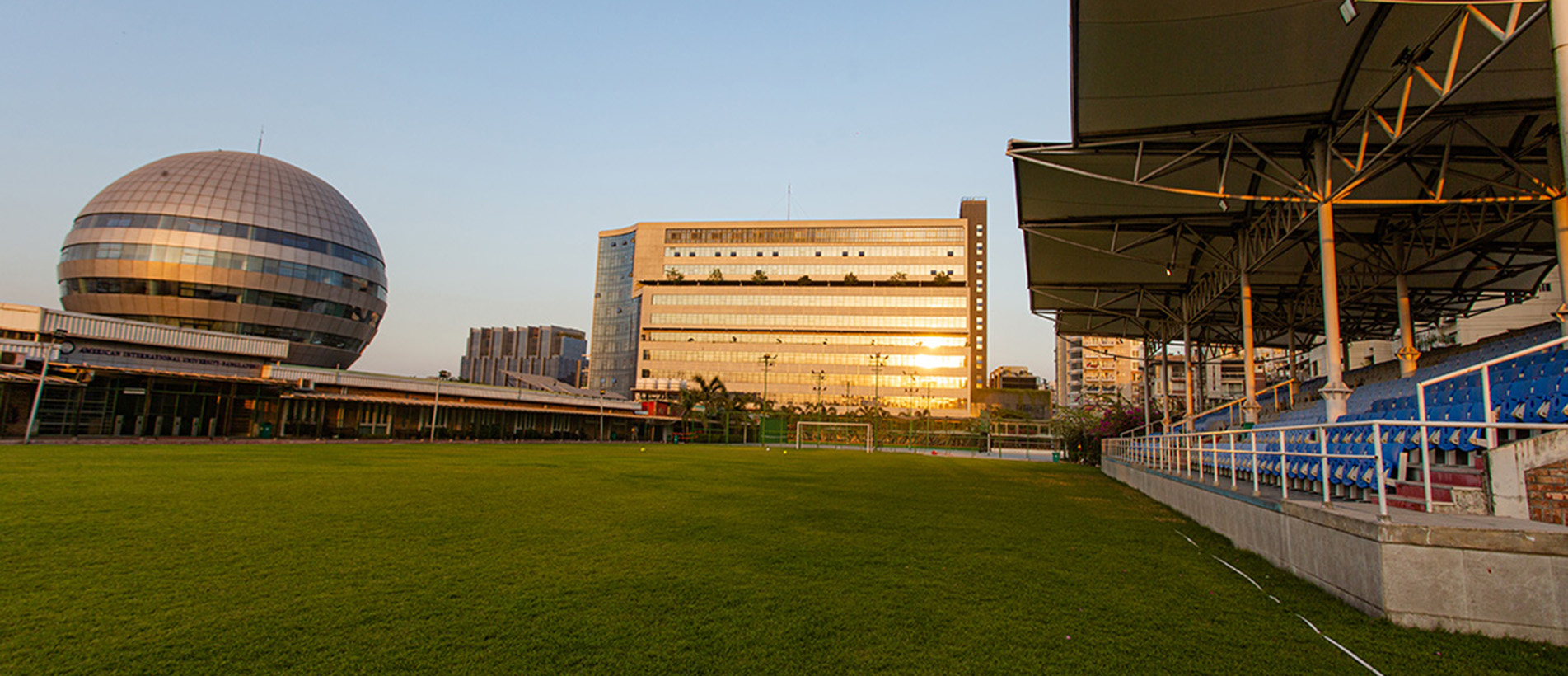 Playground & Gallery
